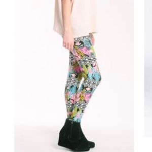 Agnes & Dora GOOB NWT Leggings